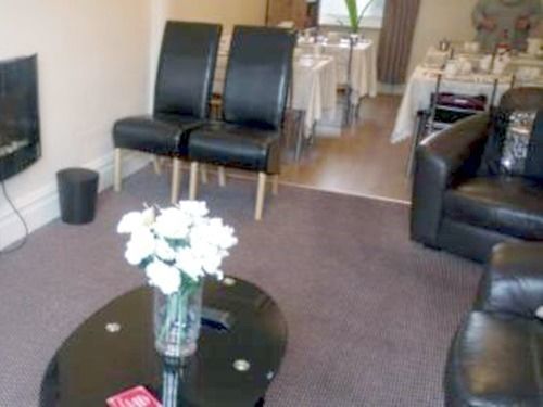 Hazelgrove Guest House Блекпул Екстериор снимка